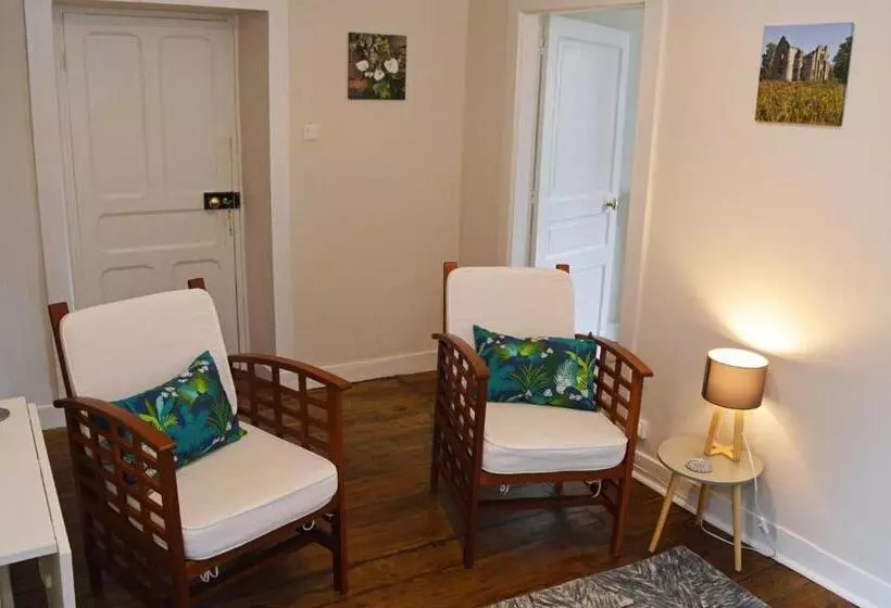 Aamiaismajoitus (B&B) Champ De Foire