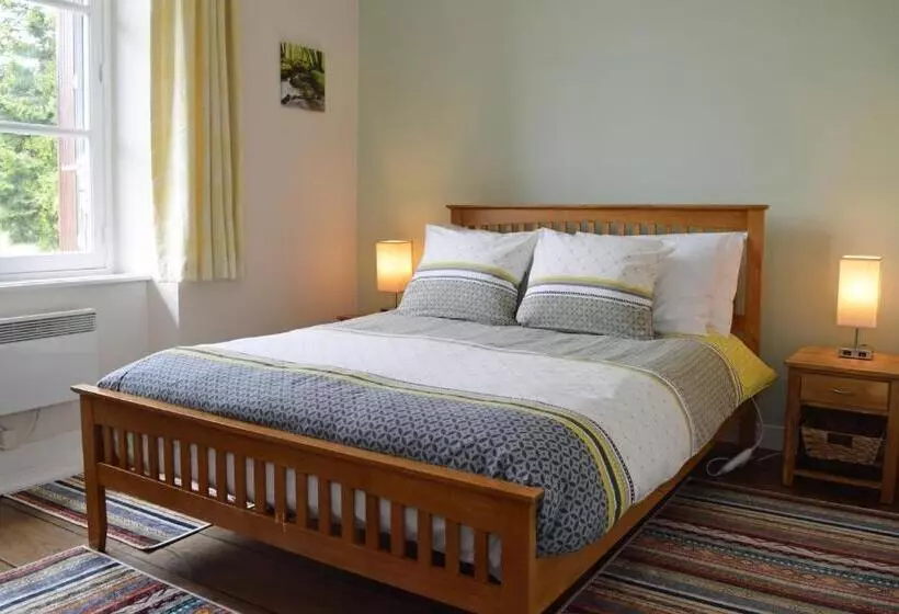 Aamiaismajoitus (B&B) Champ De Foire