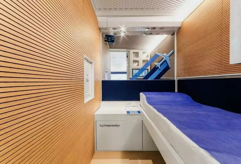 カプセルホテル Resting Pods   Zzzleepandgo Vce Venice Airport
