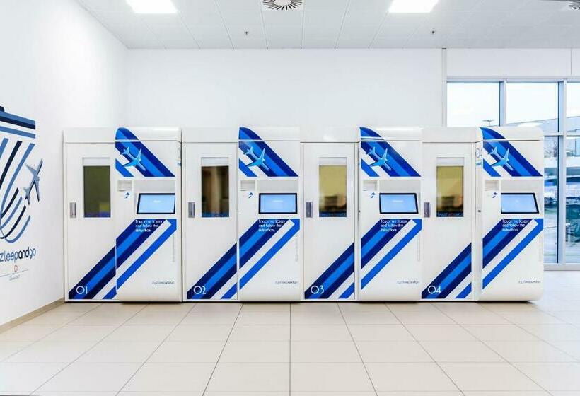 Hotel Capsulă Resting Pods   Zzzleepandgo Vce Venice Airport