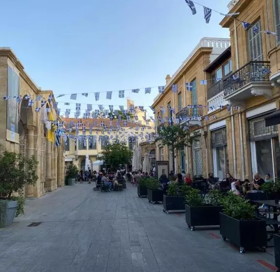 Majatalo Unique Studios Phaneromenis 41   Down Town Nicosia
