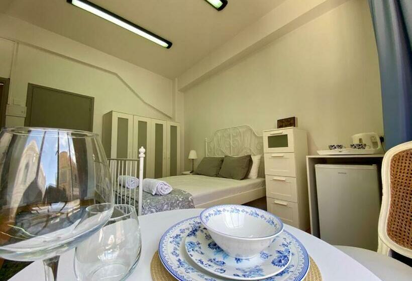 پانسیون Unique Studios Phaneromenis 41 Down Town Nicosia