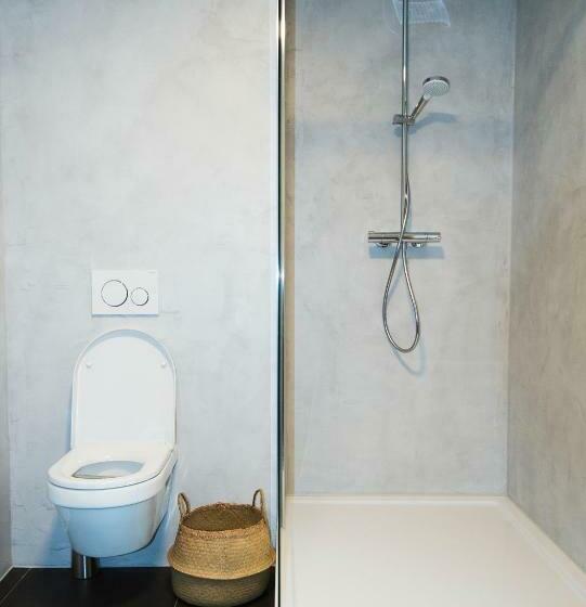 B & B Meet The Dutch