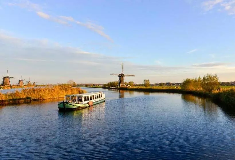 B & B Meet The Dutch