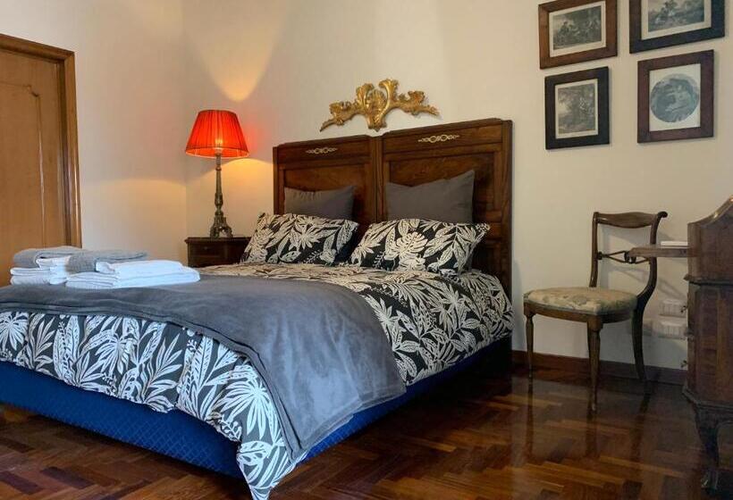 تختخواب و صبحانه La Casa Di Emanuella   Rooms & International Suites