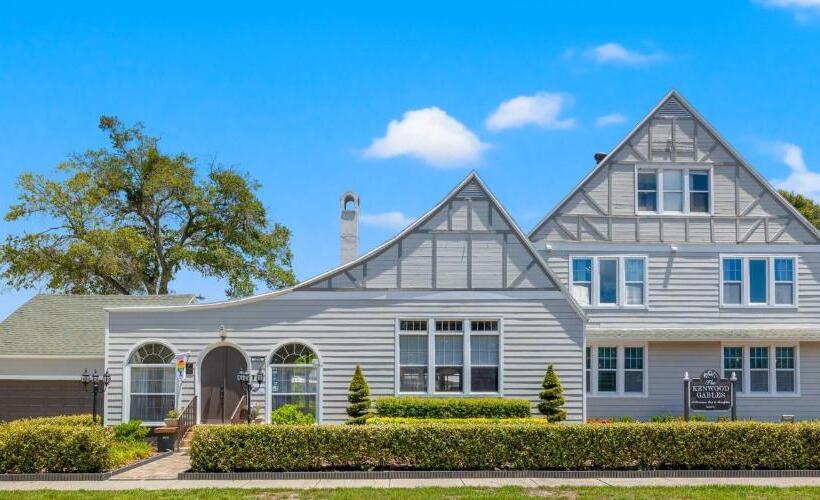 민박 The Kenwood Gables