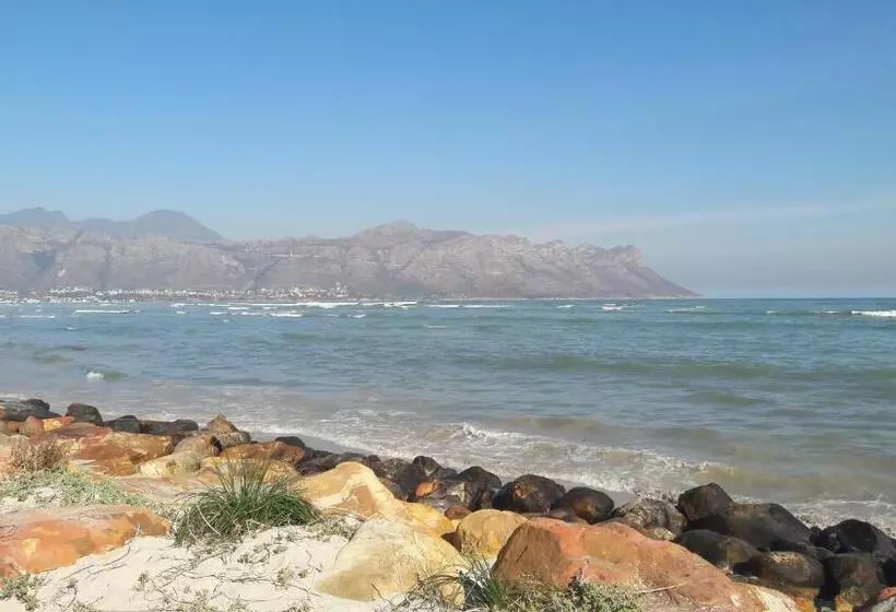 ホテル Sunset 786 Holiday Accom 212