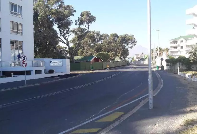 ホテル Sunset 786 Holiday Accom 212