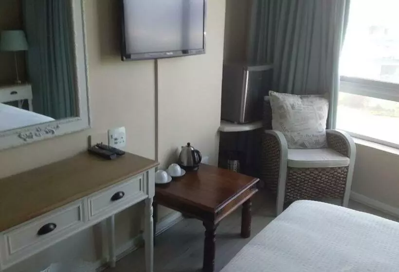 ホテル Sunset 786 Holiday Accom 212