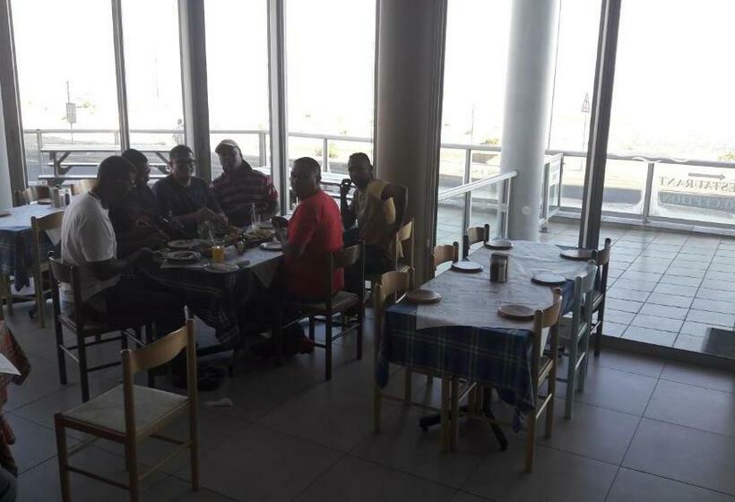 酒店 Sunset 786 Holiday Accom 212