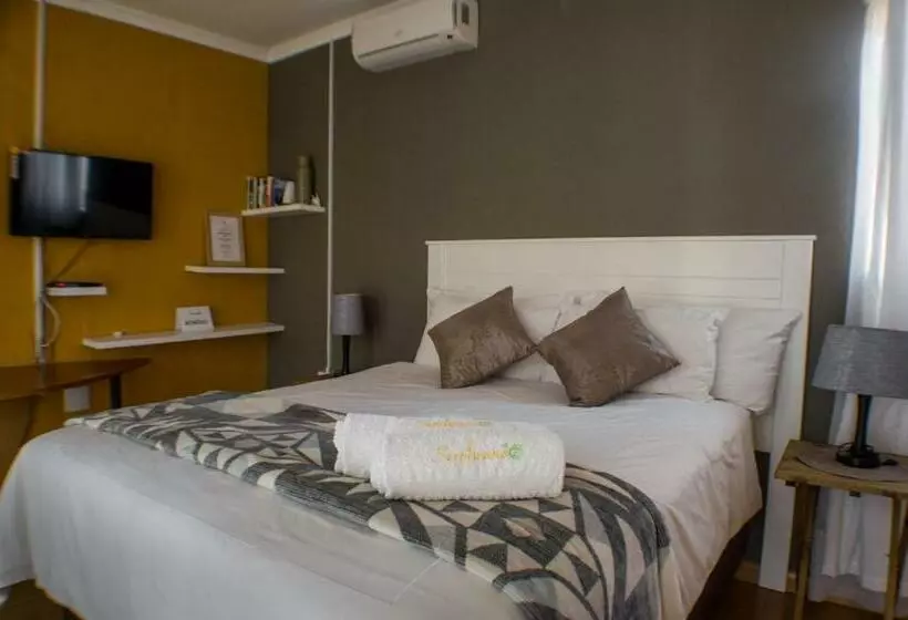 پانسیون Seroloana Guest House