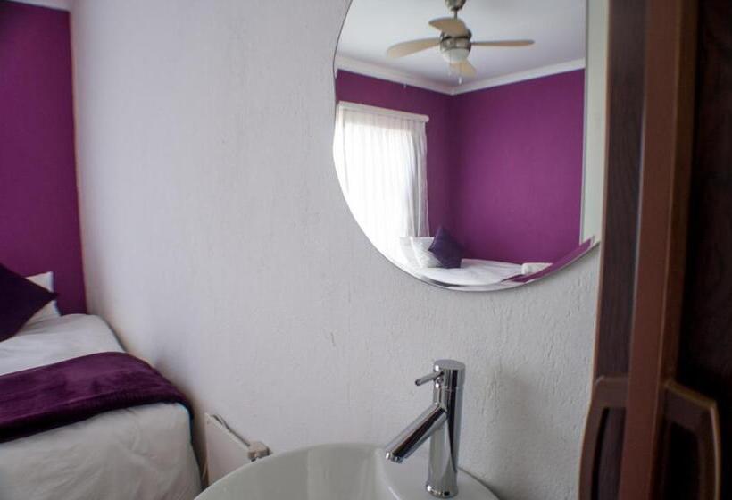 Pension Seroloana Guest House