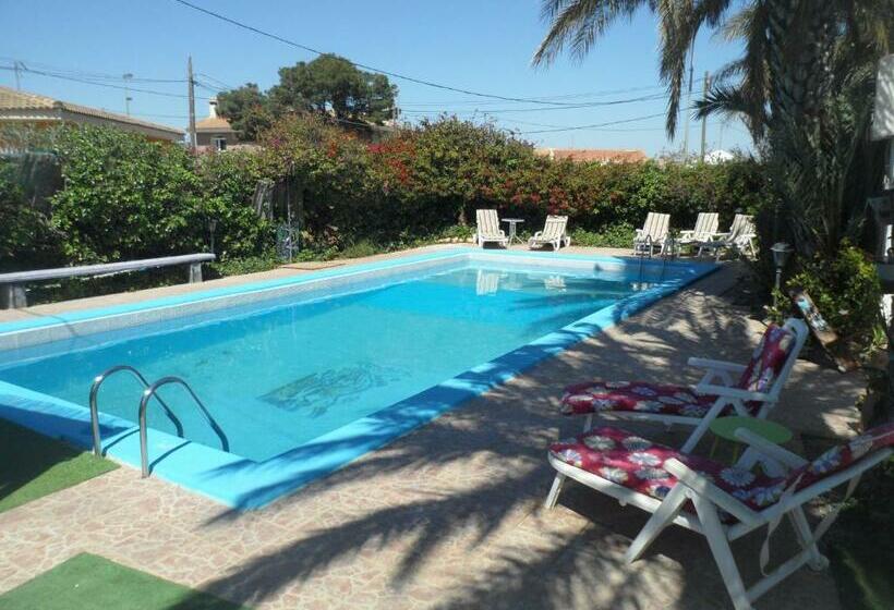 پانسیون Tara Casa Rural