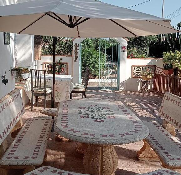 پانسیون Tara Casa Rural