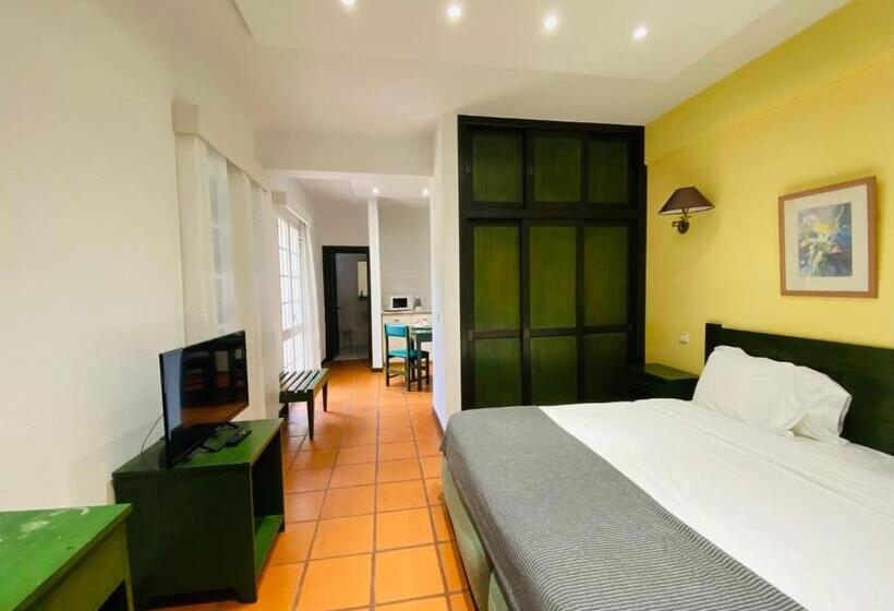 هاستل Vale Mar Guest