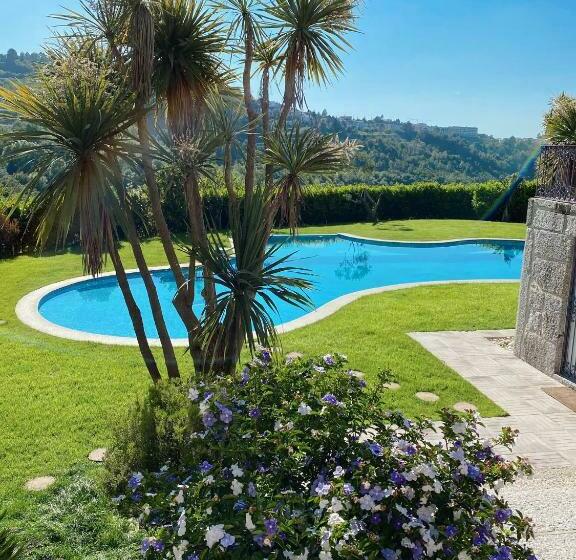 Aamiaismajoitus (B&B) Quarto Familiar Zona Guimaraes