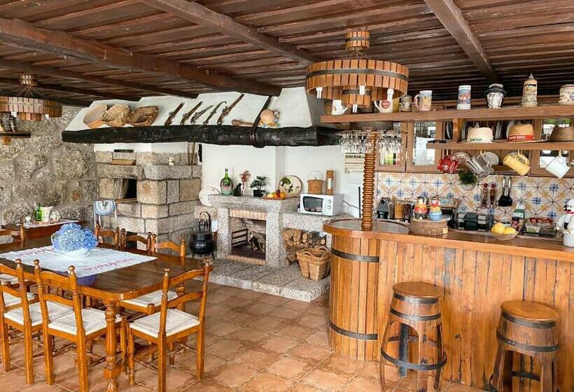 Aamiaismajoitus (B&B) Quarto Familiar Zona Guimaraes