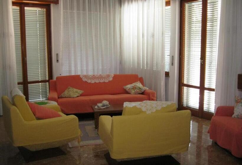 צימר La Casa Dei Pini