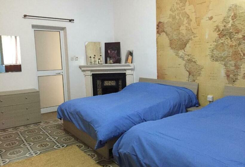 تختخواب و صبحانه Sunrise Apartment