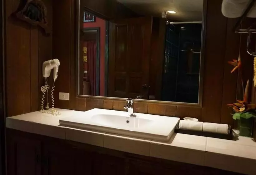هتل Leprive Resort