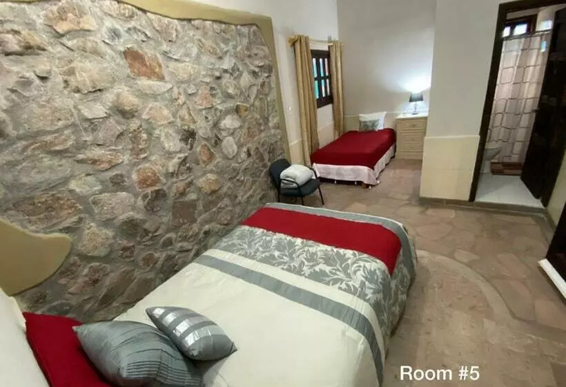 Majatalo Casa La Castañeda