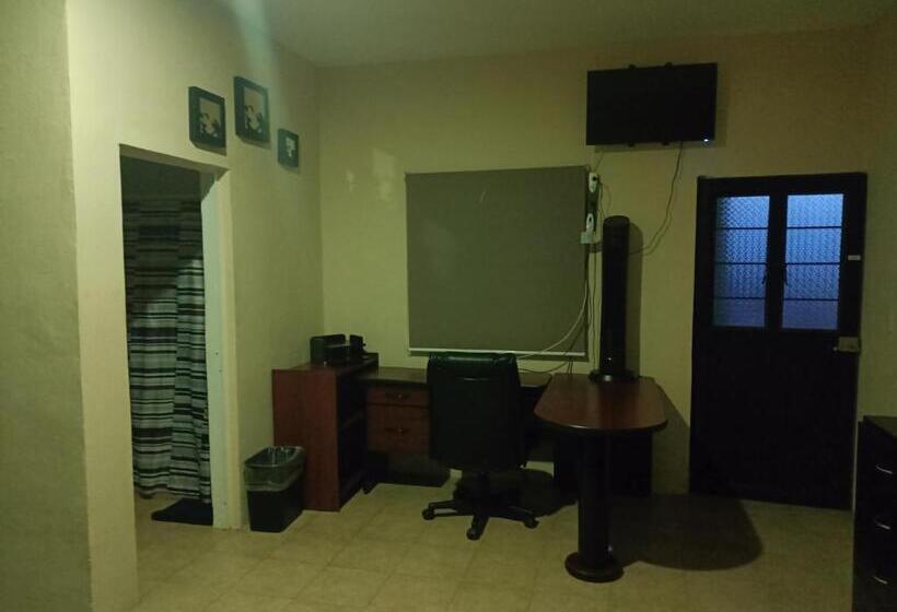 پانسیون Estancia Santa Fe