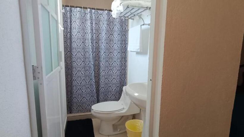 پانسیون Estancia Santa Fe