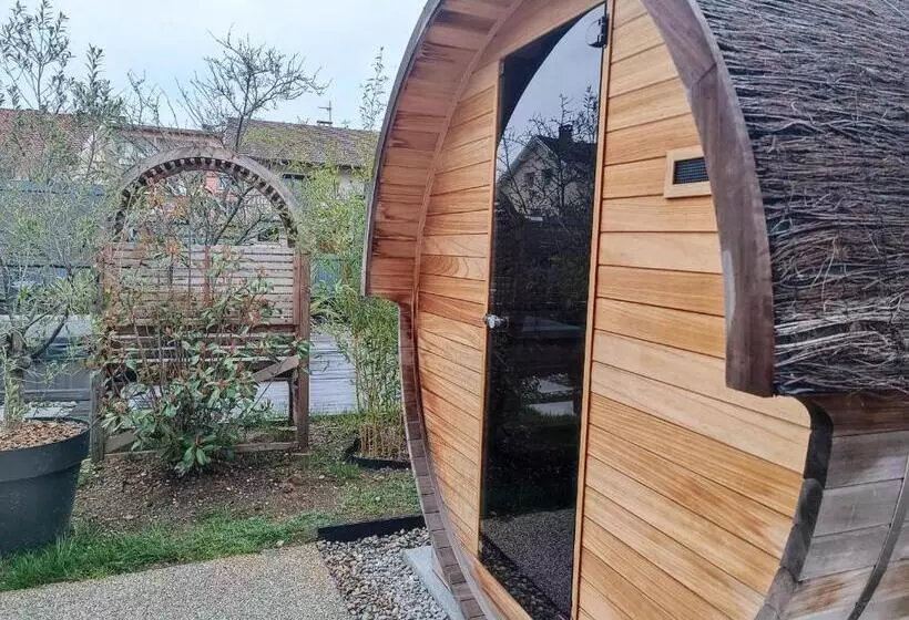 ペンション La Porte Des Alpes Chambres D Hôtes