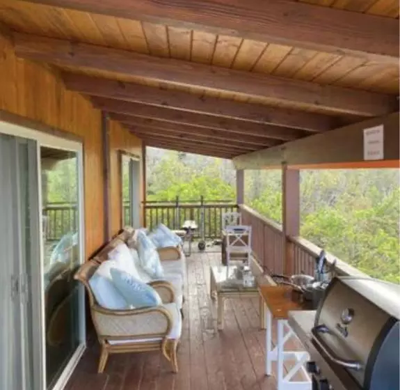 Majatalo Serenity Hale