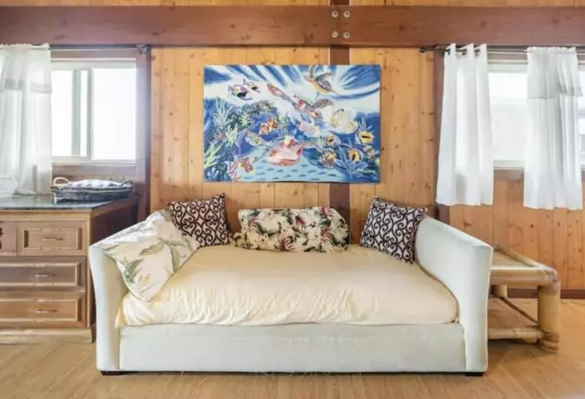 Majatalo Serenity Hale