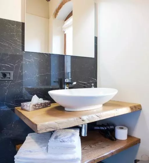 Majatalo Torre Soave   Locazione Turistica