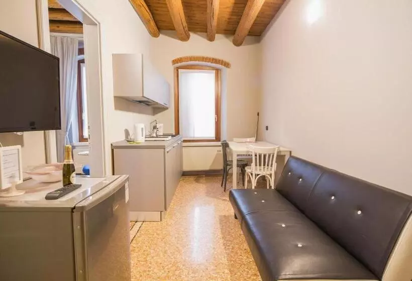 Majatalo Torre Soave   Locazione Turistica