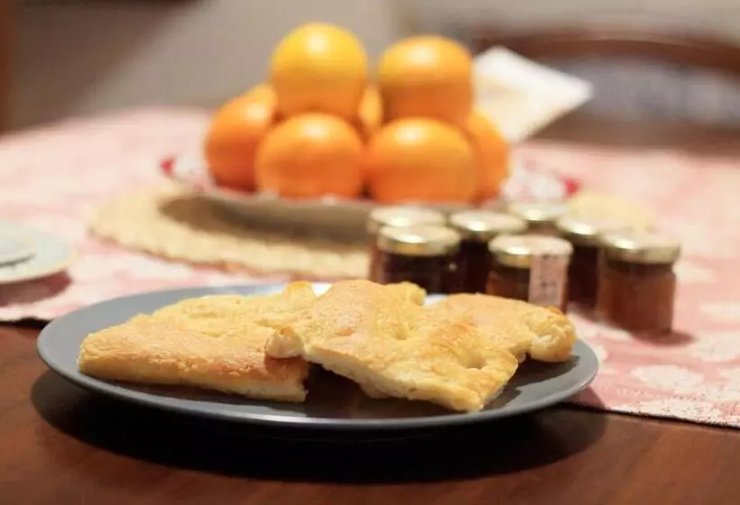 Aamiaismajoitus (B&B) Ca  Du Tu