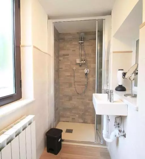 Aamiaismajoitus (B&B) Ca  Du Tu