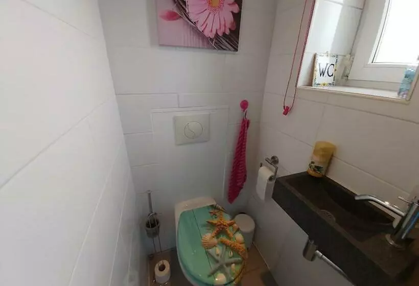 Aamiaismajoitus (B&B) Claire De Meuse Rooms Of December Fairyland