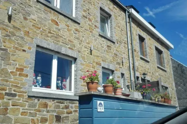 Aamiaismajoitus (B&B) Claire De Meuse Rooms Of December Fairyland