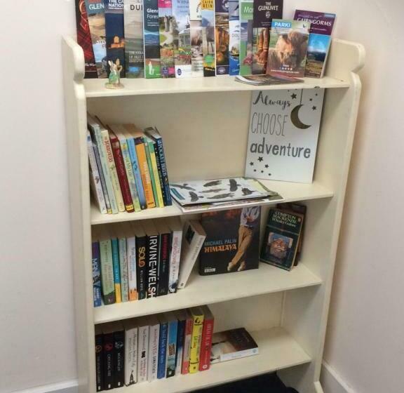 مبيت وإفطار Bowtop Wagon At Lettoch Farm