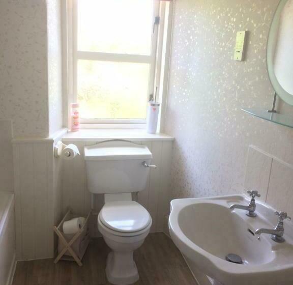 مبيت وإفطار Bowtop Wagon At Lettoch Farm