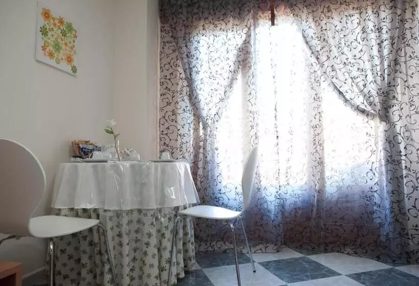 Aamiaismajoitus (B&B) Mauro Home Bed And Relax