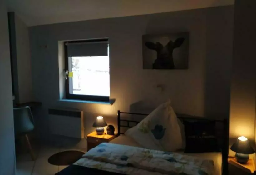 Aamiaismajoitus (B&B) Pension Deerkemer Kuh