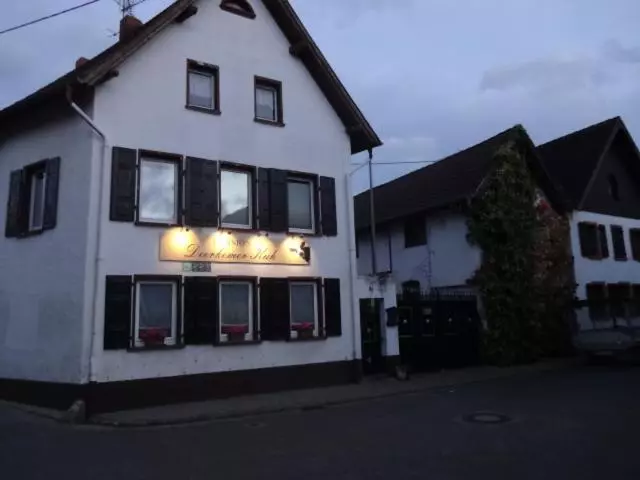 Aamiaismajoitus (B&B) Pension Deerkemer Kuh