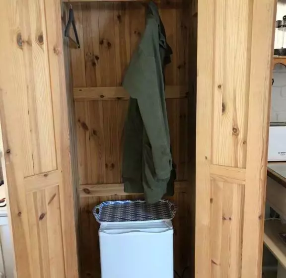 Aamiaismajoitus (B&B) Cosy Cottage Ground Floor Bedroom Ensuite With Private Entrance