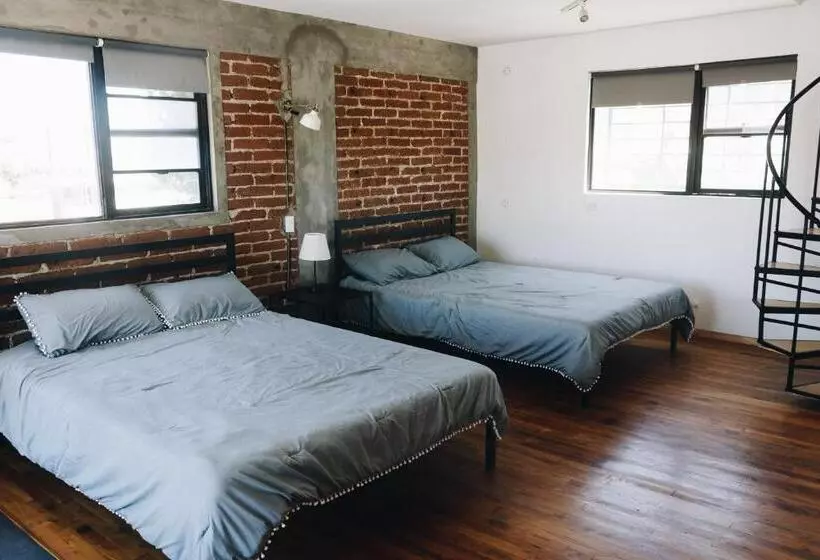 Hotelli Lofts @estacion Federal