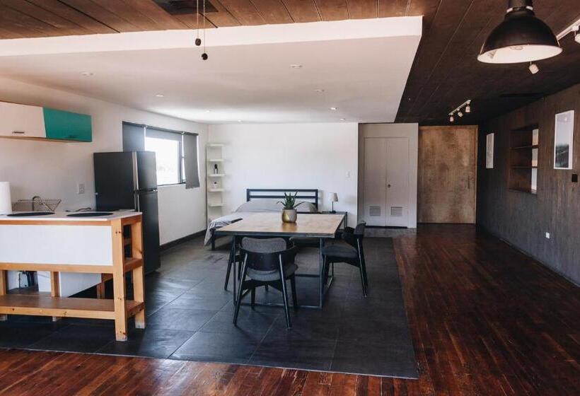 בית מלון כפרי Lofts @estacion Federal