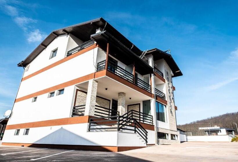 پانسیون Complex Noblesse