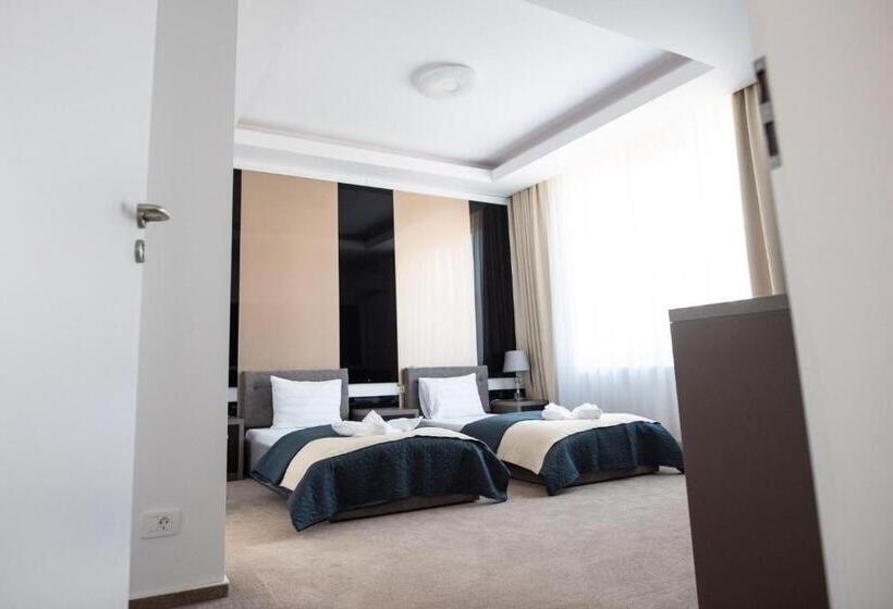 پانسیون Complex Noblesse