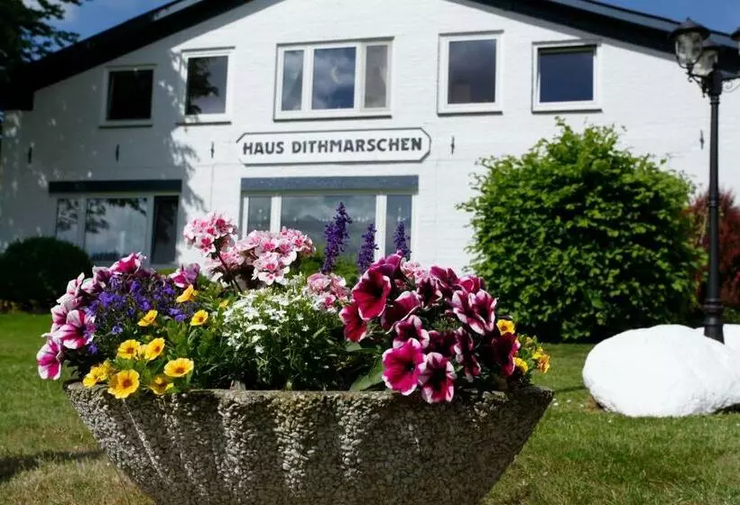 ペンション Garni Haus Dithmarschen