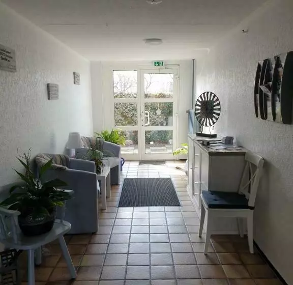 ペンション Garni Haus Dithmarschen