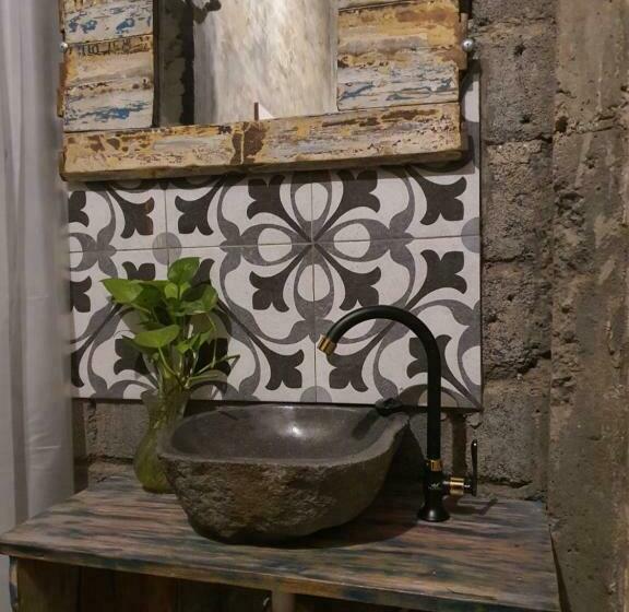 Pensjonat Happy House Bnb Bromo Backpacker