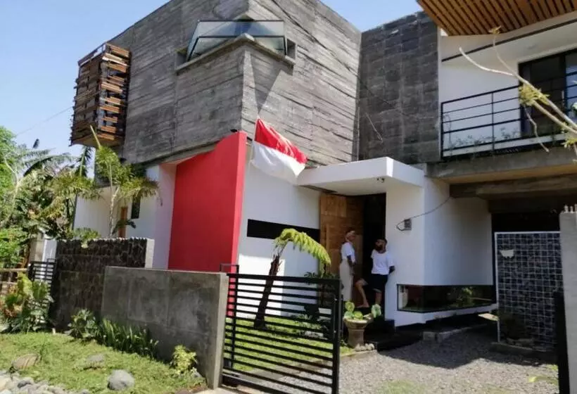 Majatalo Happy House Bnb Bromo Backpacker
